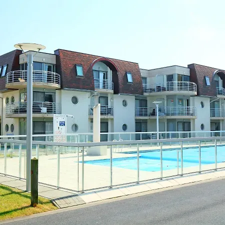 Estepona With Parking By Interhome アパート Mispelburg