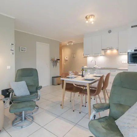 Estepona With Parking By Interhome Mispelburg