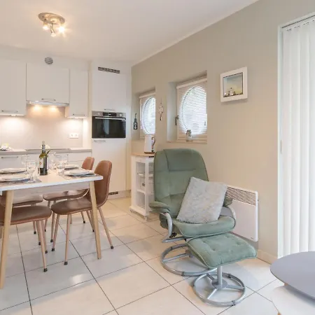 Estepona With Parking By Interhome *