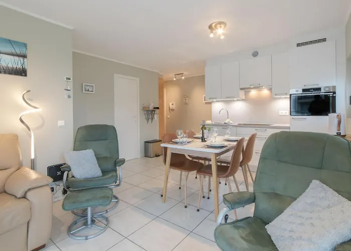 Estepona With Parking By Interhome Mispelburg